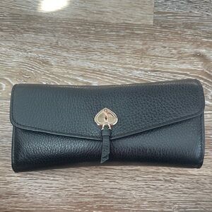 Kate Spade Black Leather Wallet w Gold Heart